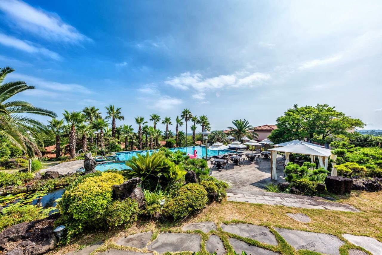 Palm Valley Resort Seogwipo Exterior foto
